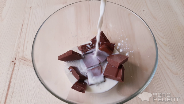 Шоколадные конфеты с кокосовой стружкой и грецкими орехами фото
