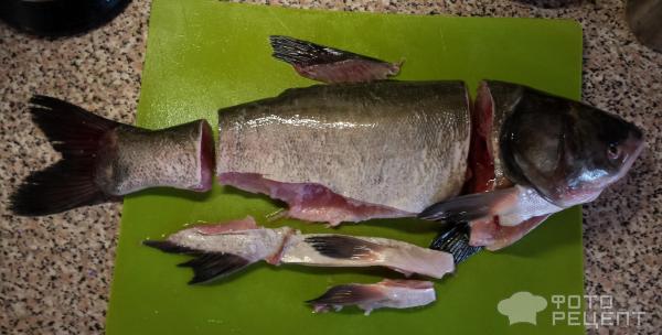 Фаршированная рыба в духовке