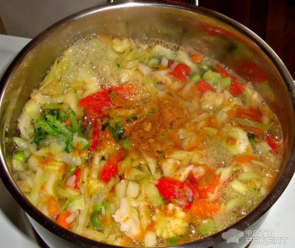 Капуста тушеная с овощами фото