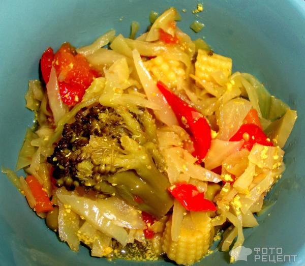 Капуста тушеная с овощами фото