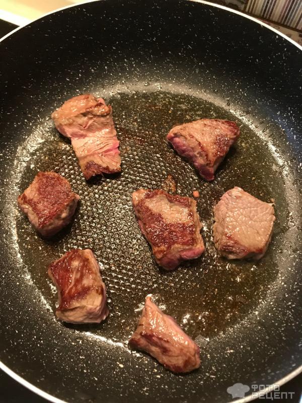 Мясо по-бургундски, boeuf à la bourguignonne