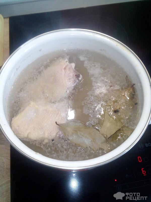 Гороховый суп из куриных спинок фото