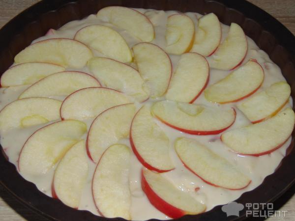 Постный пирог с яблоками фото