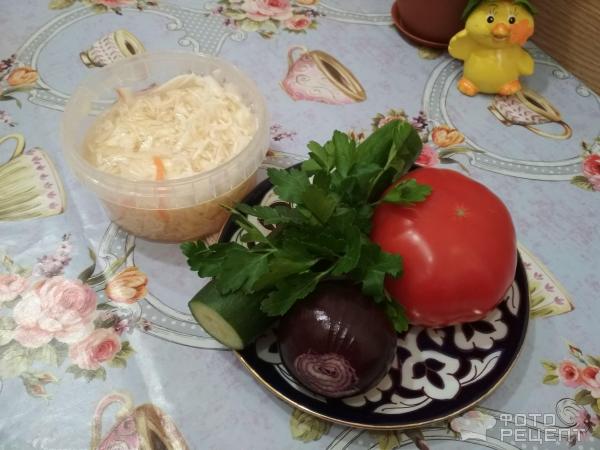 Салат овощной с семенами льна фото