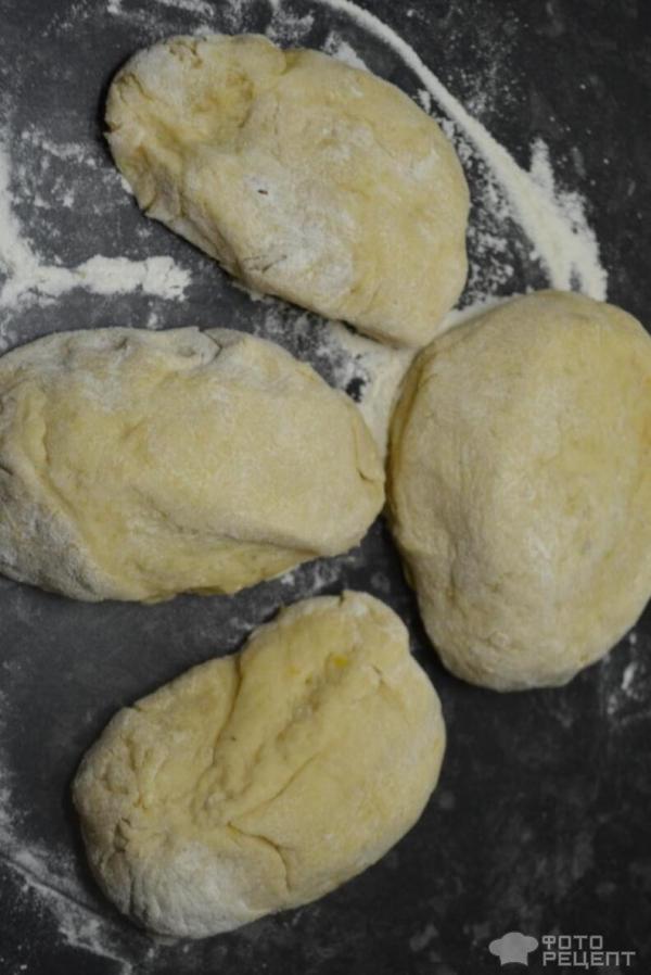 Пасхальный хлеб с кунжутом фото