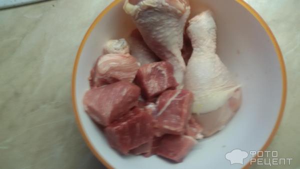 Шашлык из свинины и куриных голеней фото