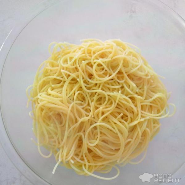 Спагетти с коричневым маслом и соусом из шалфея фото