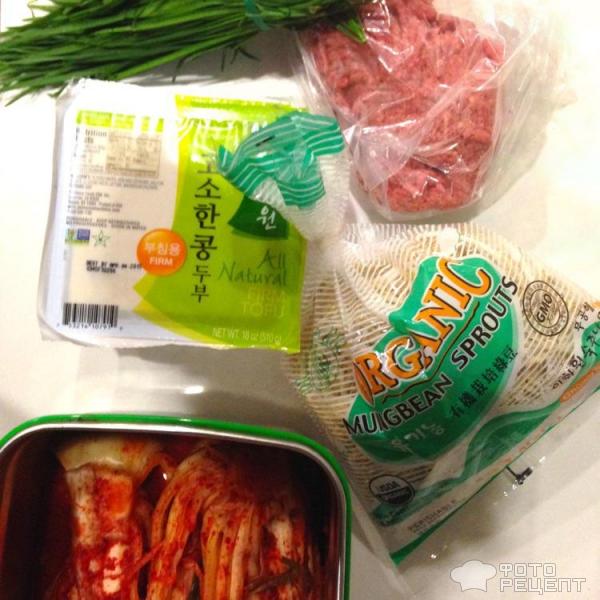 Кимчи пельмени и рисовый суп фото