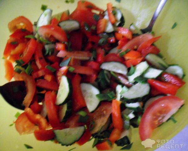 Летний овощной салат фото