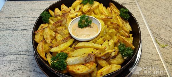 Картофель запеченный с приправой для картофеля MAGGI +майонез фото