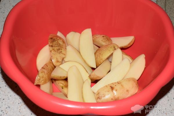Молодой картофель в духовке фото