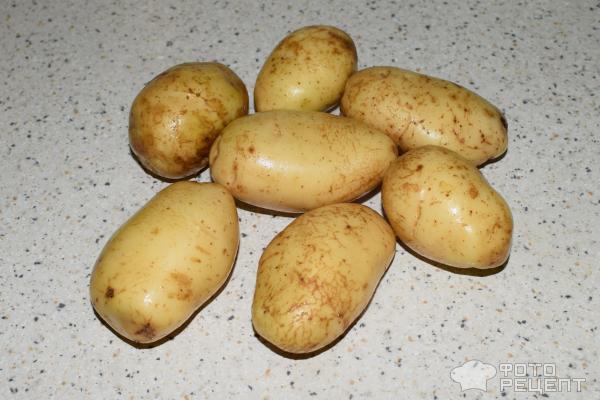 Молодой картофель в духовке фото