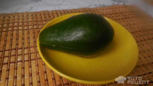 Запеченный авокадо в фольге фото
