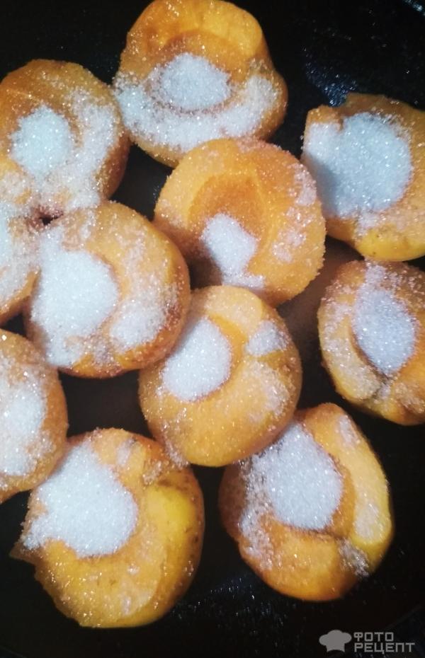Пирог с абрикосами в сиропе фото