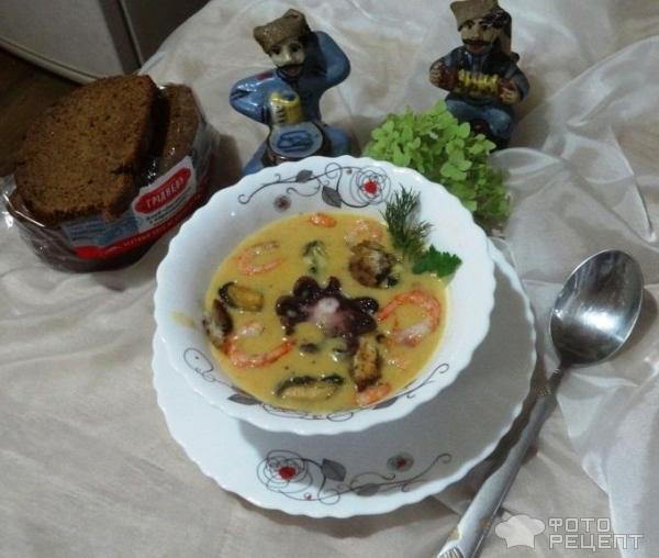 Сырный суп с морепродуктами фото