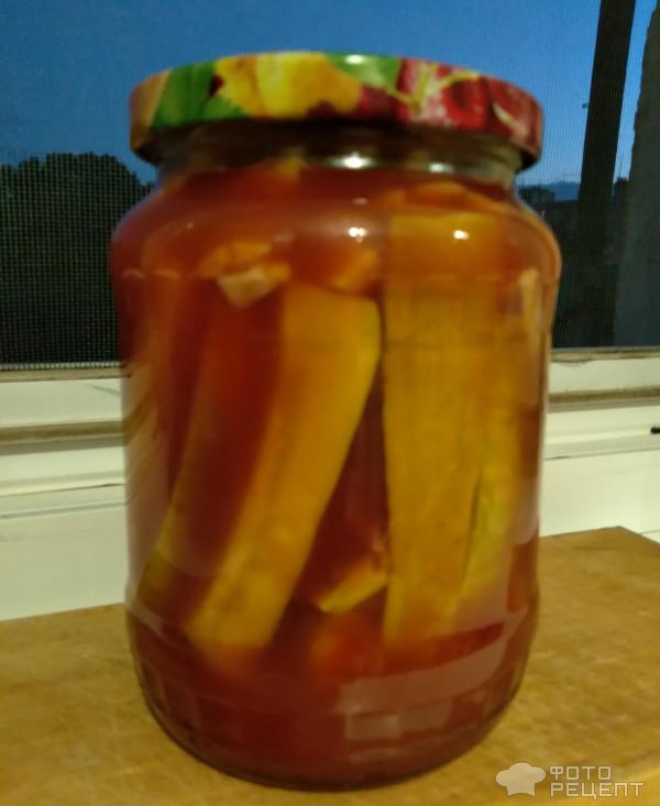 Кабачки-палочки в острой томатной заливке фото