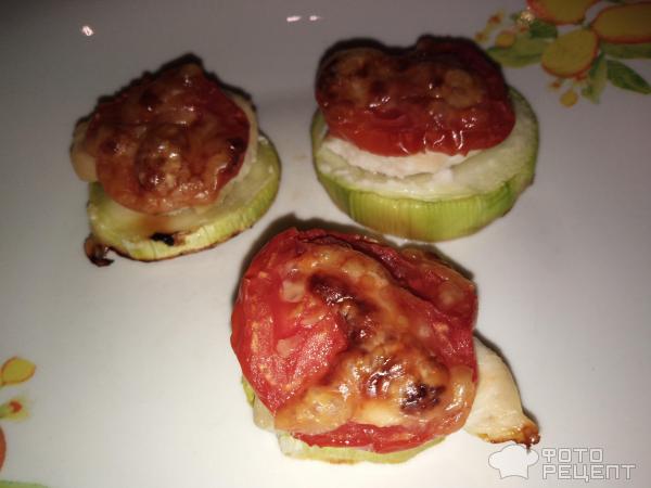 Закуска из кабачков с помидорами фото
