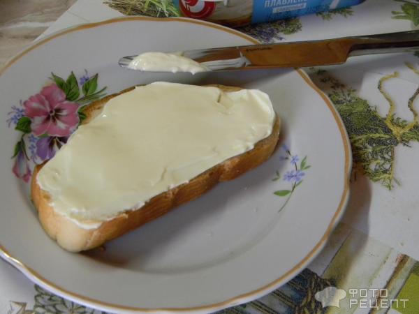 Бутерброд с плавленным сыром фото