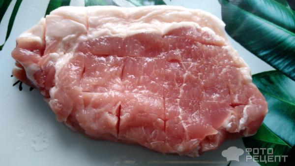 Мясо свинины с грибами и сыром