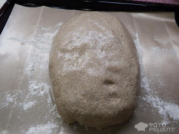 Хлеб ржаной из цельнозерновой муки фото