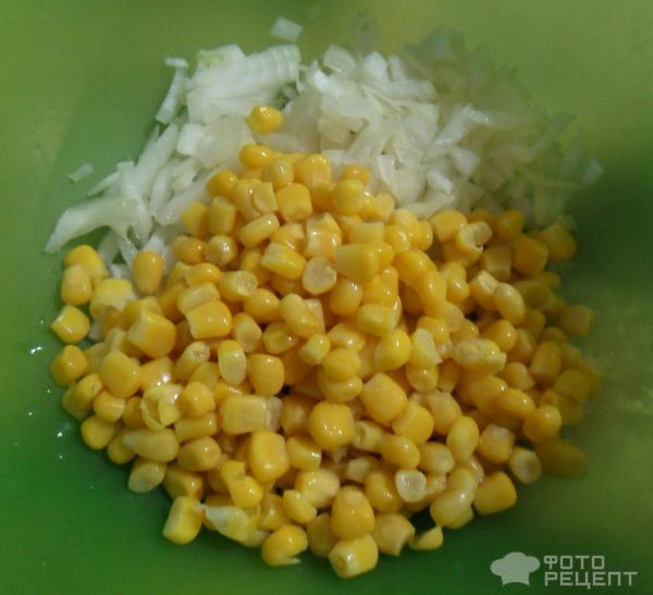 Салат с крабовыми палочками без кукурузы: классический рецепт