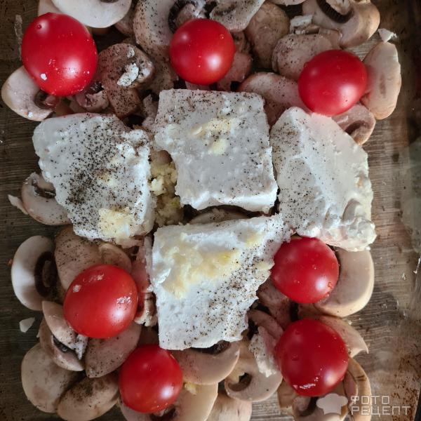 Паста с грибами, томатами и базиликом
