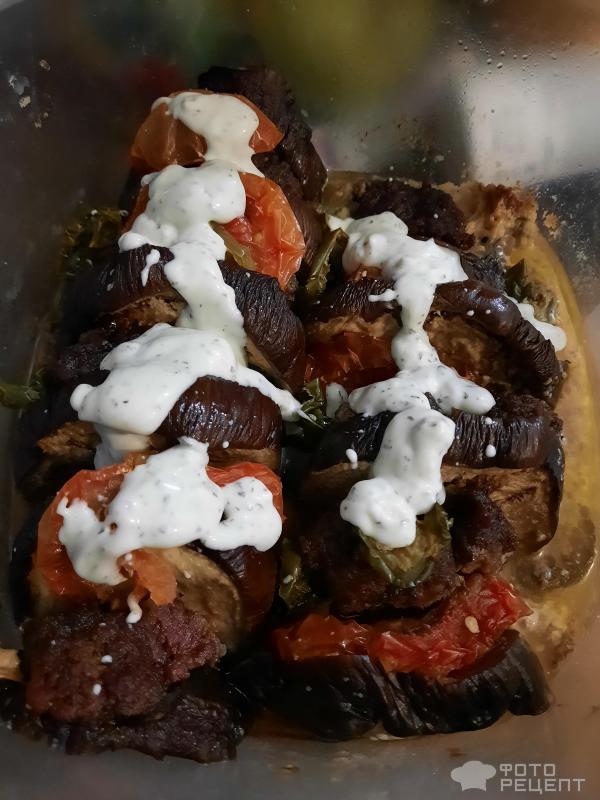 Баклажаны по-турецки с кебабом и острым перцем фото