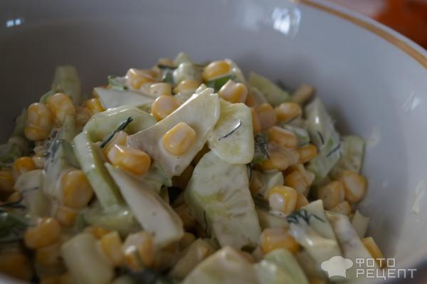 Салат с кукурузой фото