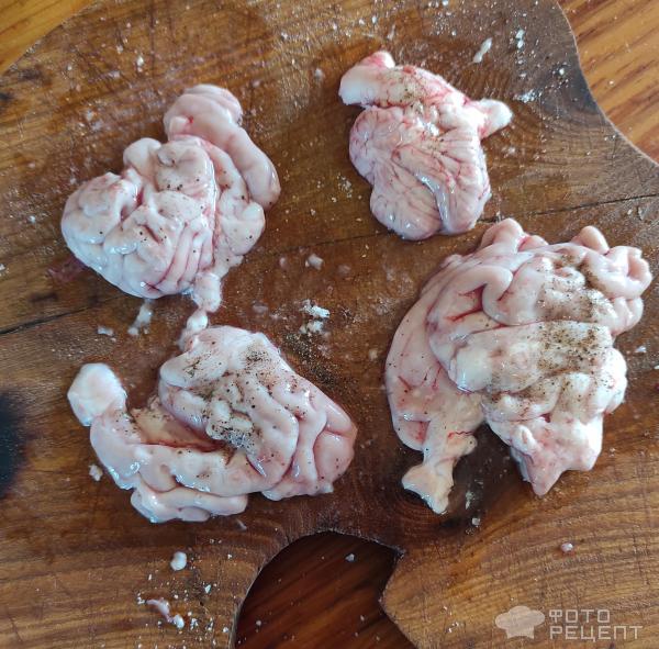 Мозги говяжьи жареные в панировке (кляре из сухарей), простой домашний рецепт