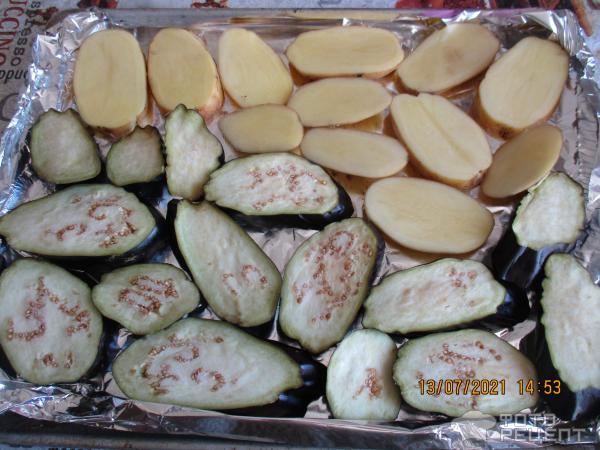 Картофель и баклажан в духовке фото
