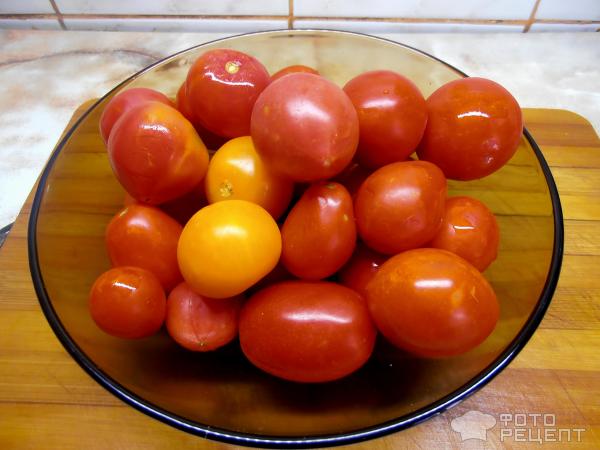 Консервированные помидоры с луком