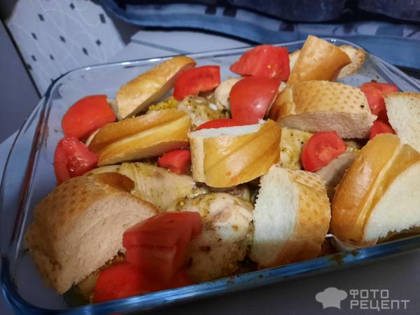 Куриные голени в хрустящей корочке С кусочками багета и сырокопченого бекона