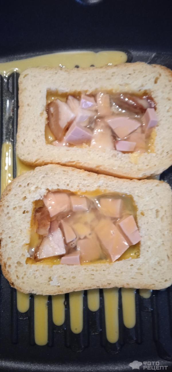 Бутерброд с ветчиной и яйцом фото