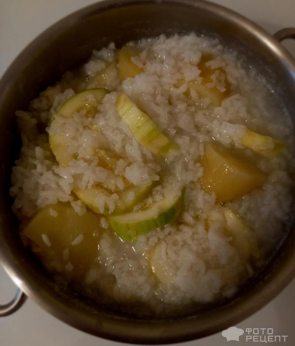 Суп с индейкой и рисом для детей фото