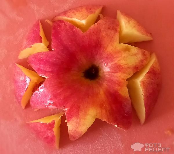Праздничное украшение из фруктов Колибри для десертов фото