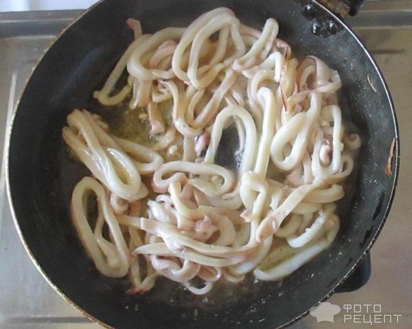 Спагетти с кальмарами фото