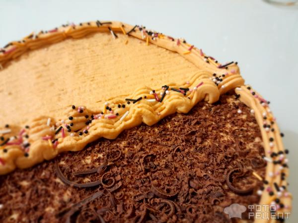 Торт бисквитный на день рождения День и ночь фото