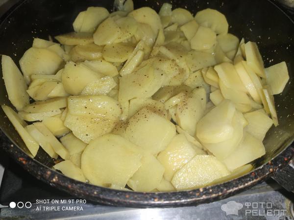 Жареный картофель с яблоками фото