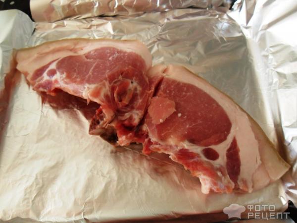 Свинина, запеченная в духовке с рисом и овощами фото