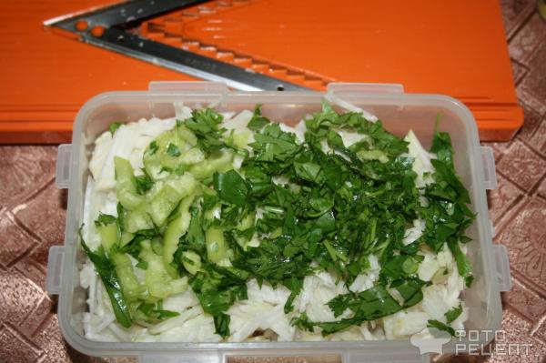 Салат с капустой кольраби