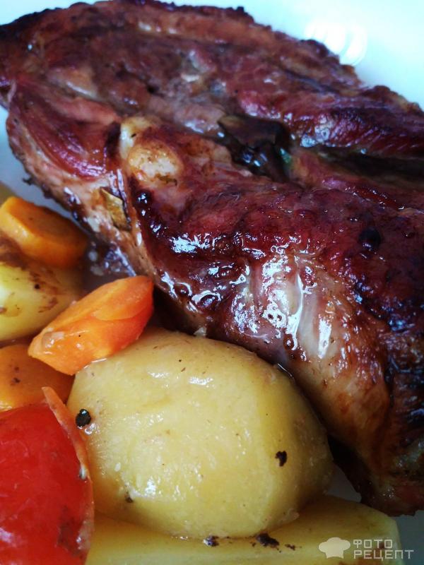 Свиные ребра в духовке с овощами — Вкуснейший обед или ужин