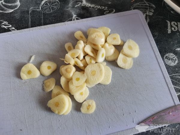 Чесночные гренки с тремя видами сыра рецепт – Литовская кухня: Закуски. «Еда»