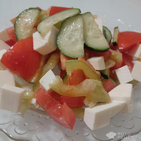 Салат с сыром фета фото