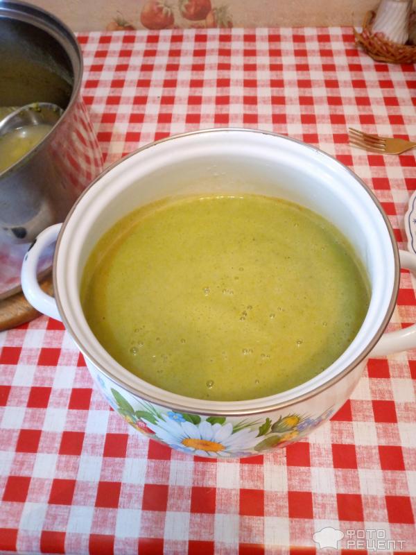 Суп-пюре из брокколи фото