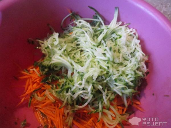 Салат из зеленой редьки фото