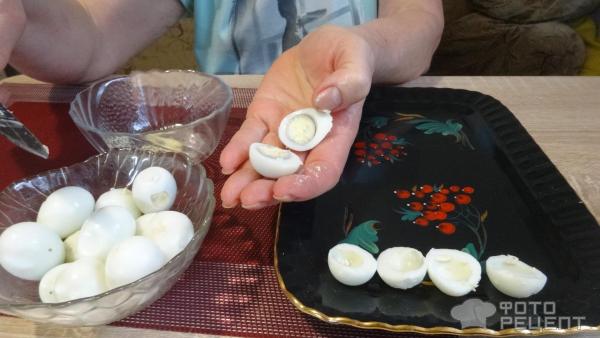 Перепелиные яйца Праздничные фото