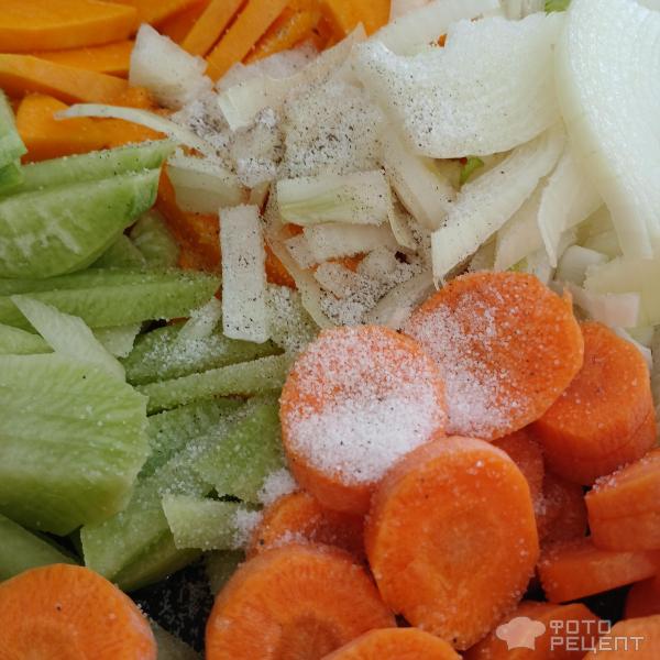 Теплый гарнир-салат из овощей фото