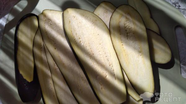 Рулетики из баклажан с творожным сыром и орехами фото