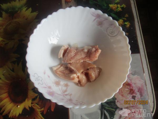 Мясо со сливами и соусом фото