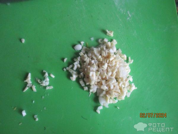Мясо со сливами и соусом фото